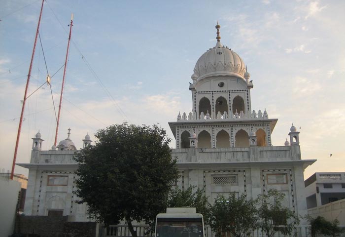 Gurdwara Shri Toot Sahib, Amritsar, Punjab