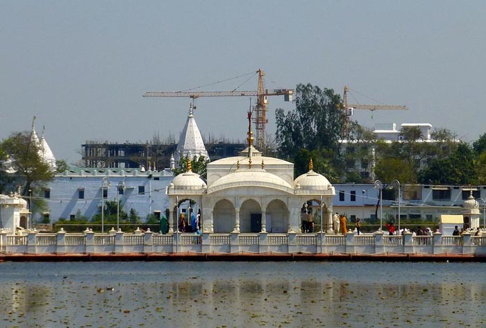 Jal Mandir Pawapuri, Nalanda, Bihar
