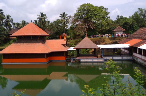Ananthapura Lake Temple, Kasaragod, Kerala