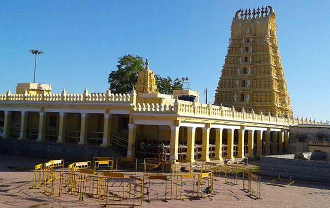 Chamundeshwari Temple, Mysore, Karnataka