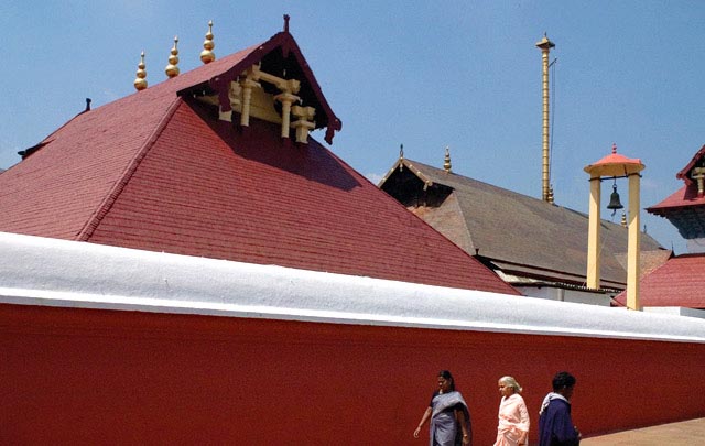 Guruvayur Sree Krishna Temple, Thrissur, Kerala