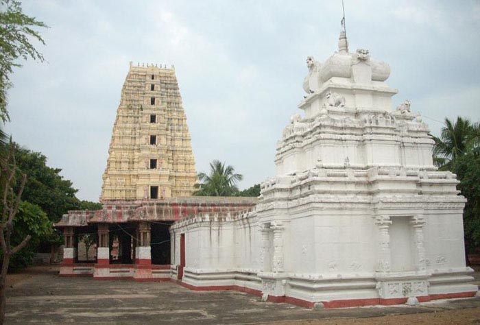 Madana Gopala Swamy Temple (Jatprole or Jataprolu), Mahbubnagar, Telangana